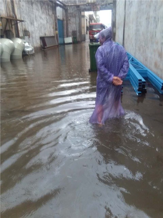 一場大雨淹沒了常州，龍城變水城，救援工作積極開展中?。?！19