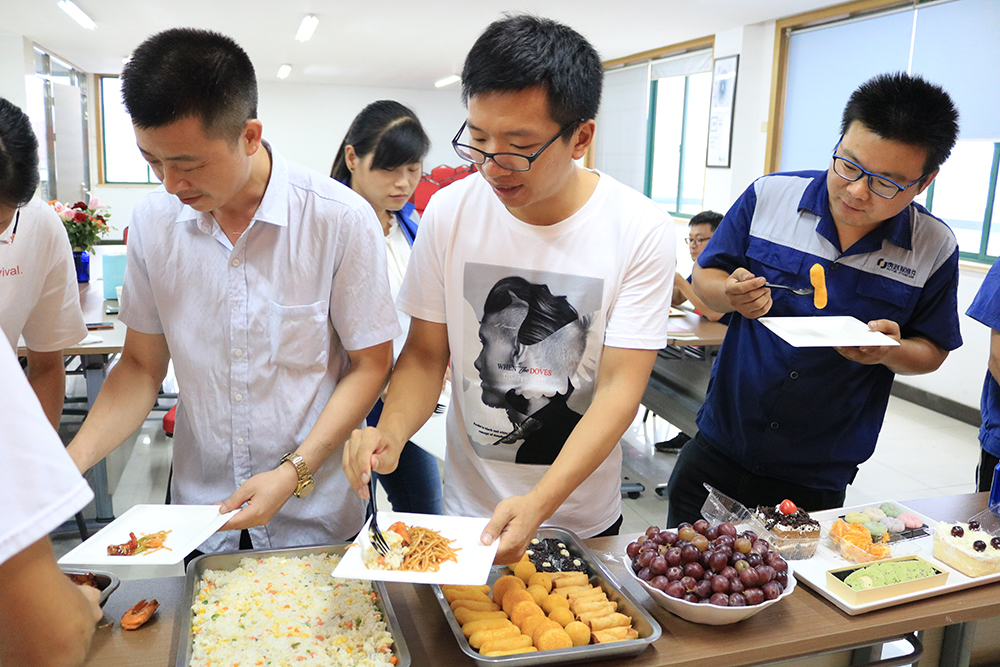 炎炎夏日，快來(lái)參加江蘇虎躍標(biāo)準(zhǔn)件有限公司冷餐交流會(huì)吧！ (10)