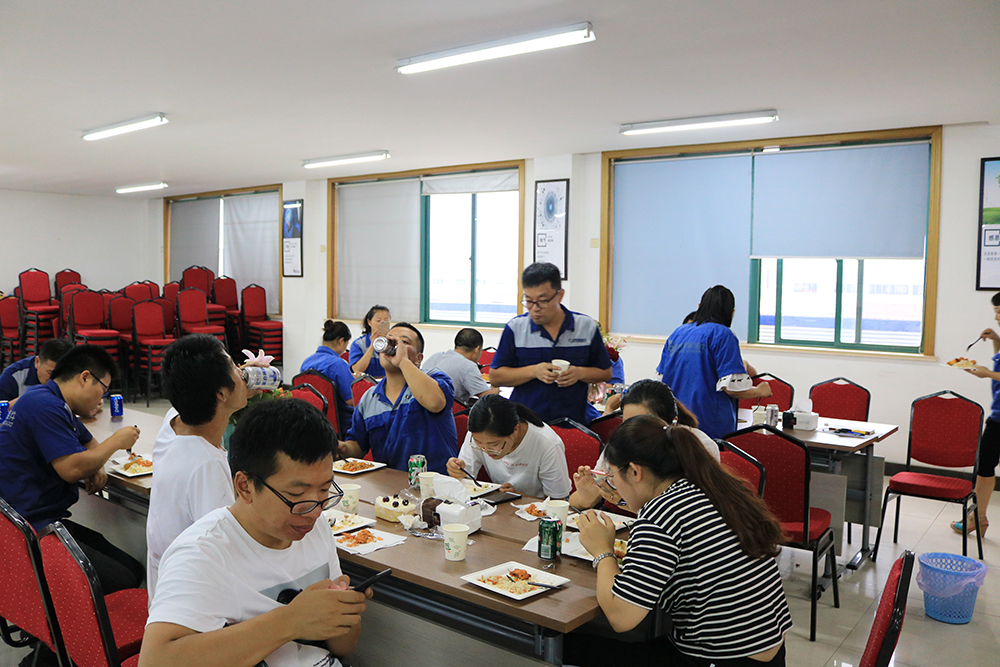 炎炎夏日，快來(lái)參加江蘇虎躍標(biāo)準(zhǔn)件有限公司冷餐交流會(huì)吧！ (11)